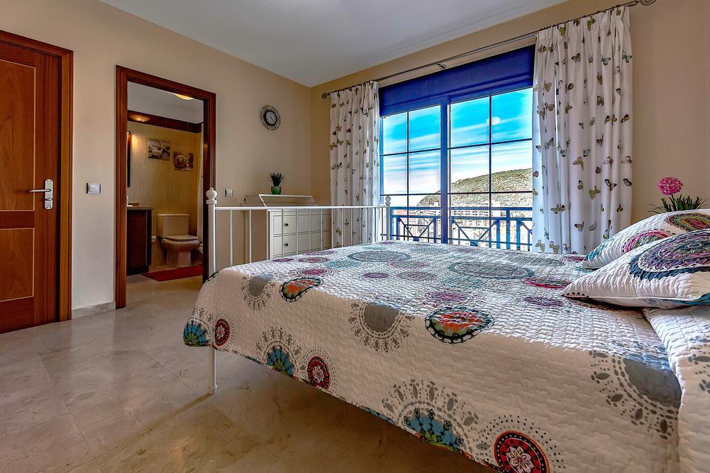 滨海帕尔姆Beautiful House In Club De Mar公寓 外观 照片